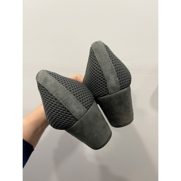 Eileen Fisher Kiss Stretch Sock Knit Pump in Graphite Grey Fabric Size 10 - Picture 5 of 10